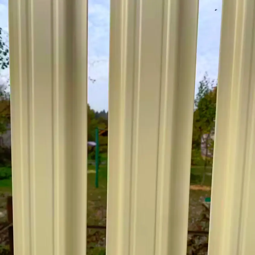 Фото 2 Палисадник из штакетника Узкий RAL1015 Слоновая Кость двусторонний