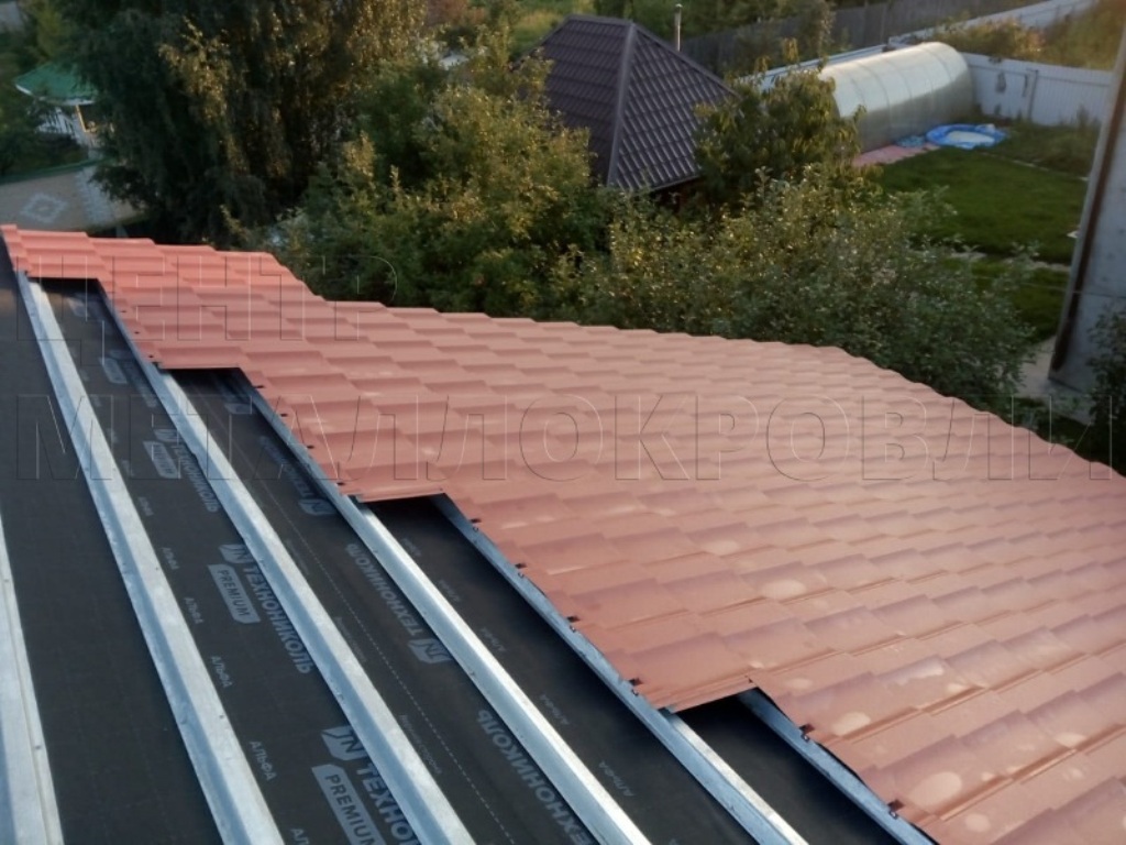 Металлочерепица Геркулес 8004 терракотовый Стальной Бархат от Центра Металлокровли в Сочи