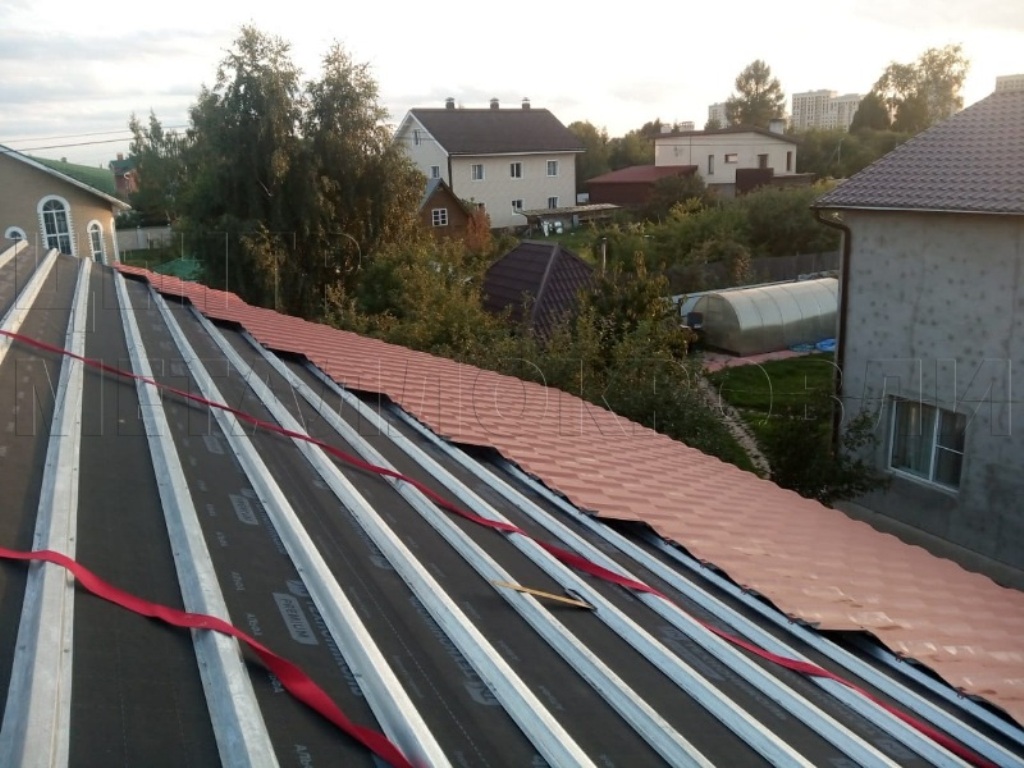 Металлочерепица Геркулес 8004 терракотовый Стальной Бархат от Центра Металлокровли в Сочи